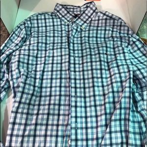 Vineyard vines button up!